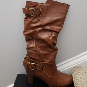 Brown calf-high heeled boots
